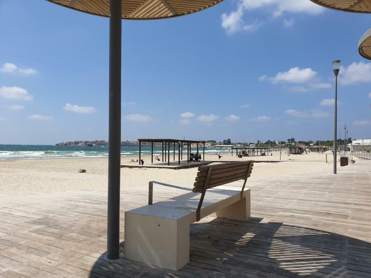 Beachfront Gallery Acre Extérieur photo